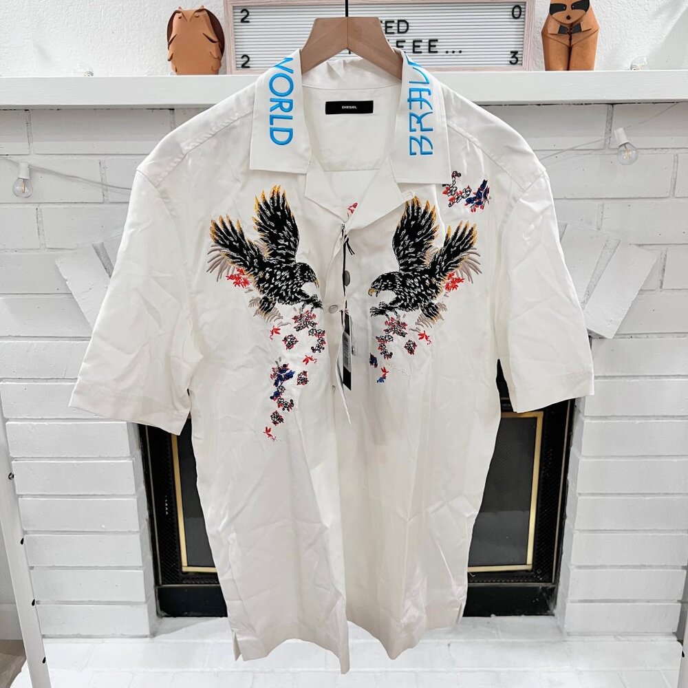 RARE Diesel Embroidered Phoenix Floral Logo Saying White Short Sleeve Button Ups